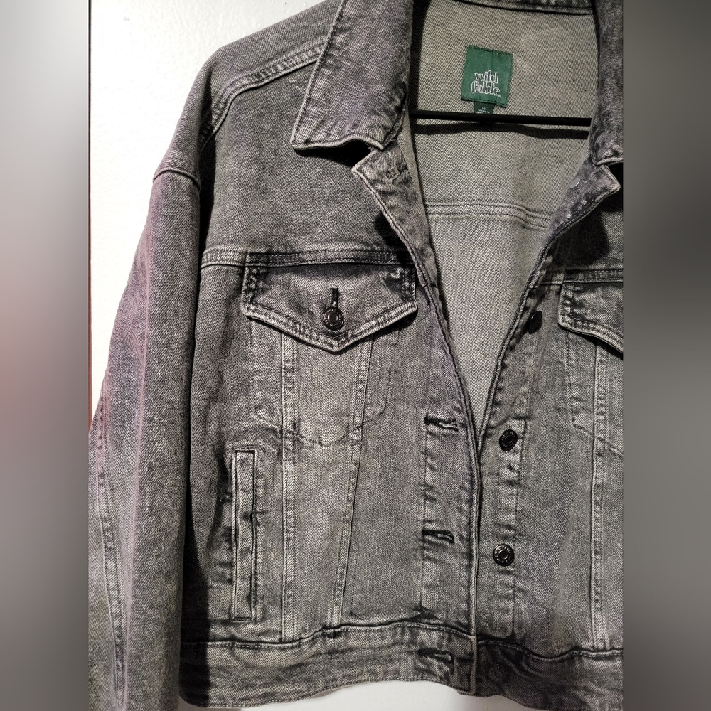 Wild Fable Oversized Cropped Denim Trucker Jacket - Med